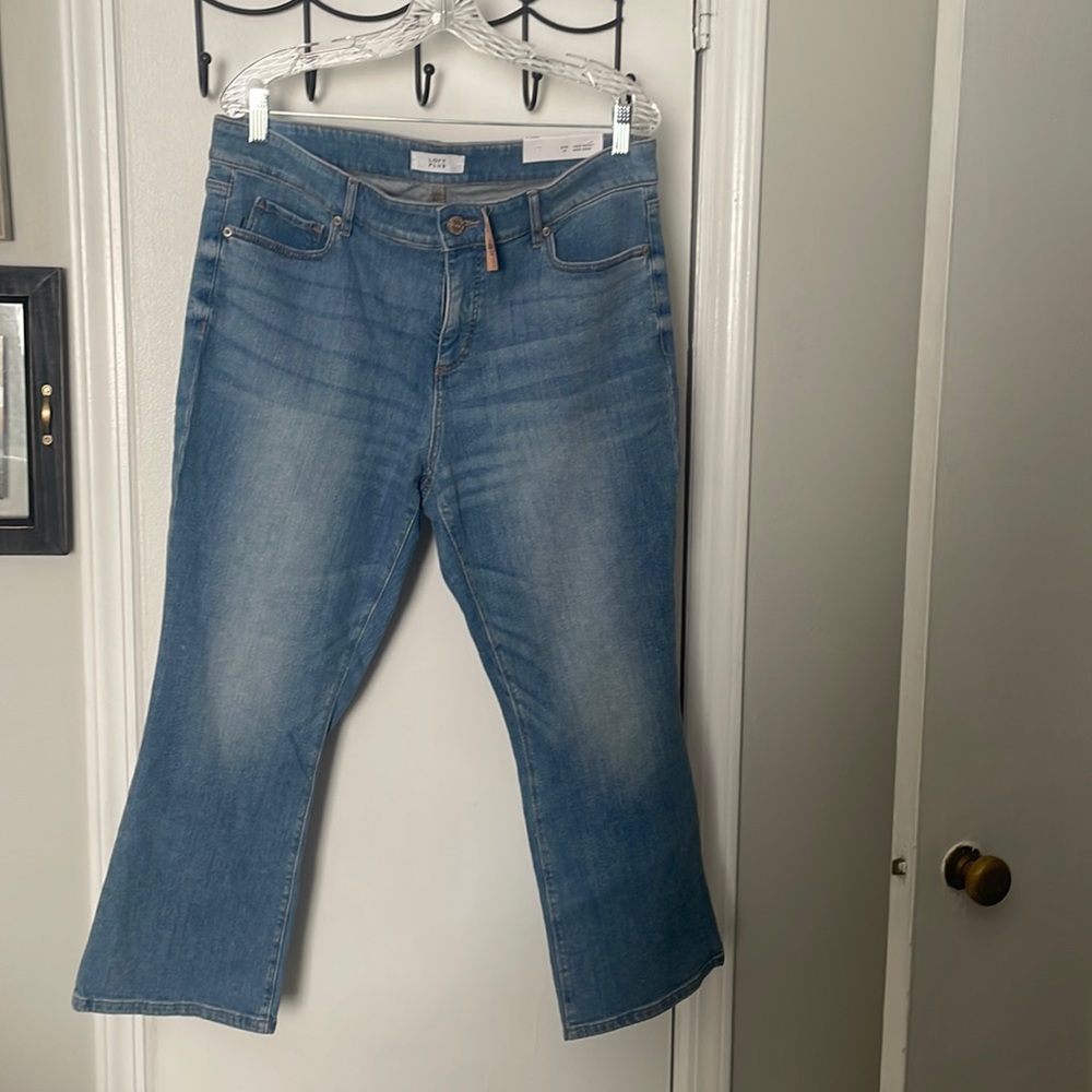 High waist kick crop jeans